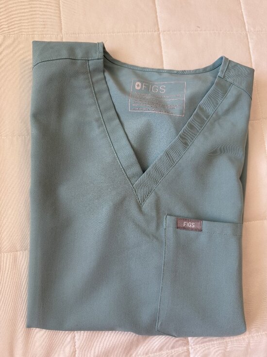 Figs Tops - FIGS Catarina V-Neck Scrub Top Seafoam Green Size XS